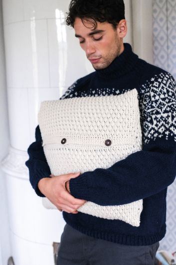 Duvnäs - virkad kudde