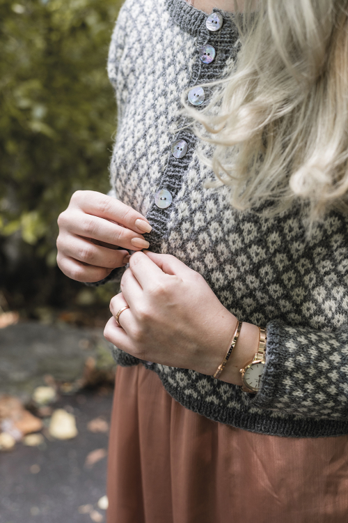 Kofta i Järbomönster