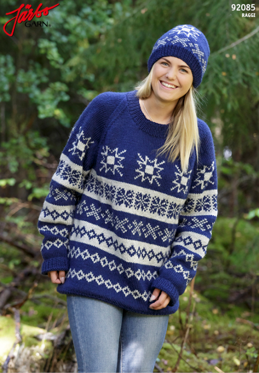 Stjärnmix - mönsterstickad tröja med raglan och mössa till dam 