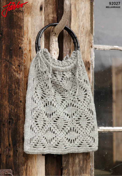 Christina – virkad väska av rutor