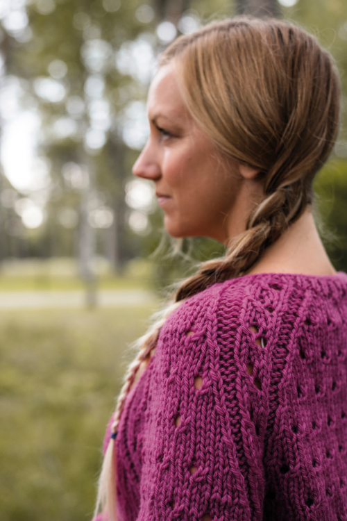 Ella - spetsstickad kofta