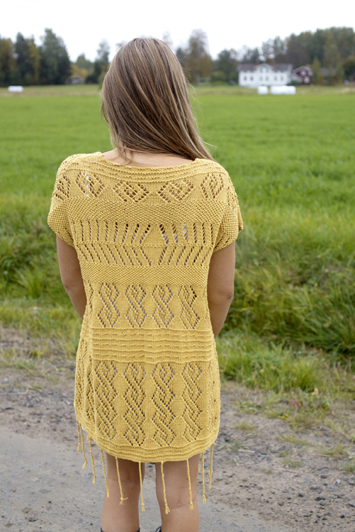 Spetsstickad damväst