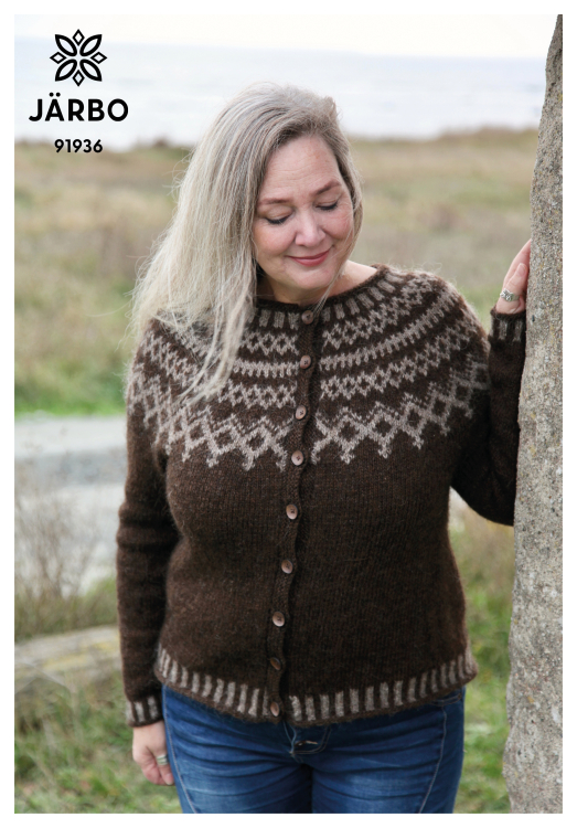 Sjön - Islandskofta med mönsterstickat ok