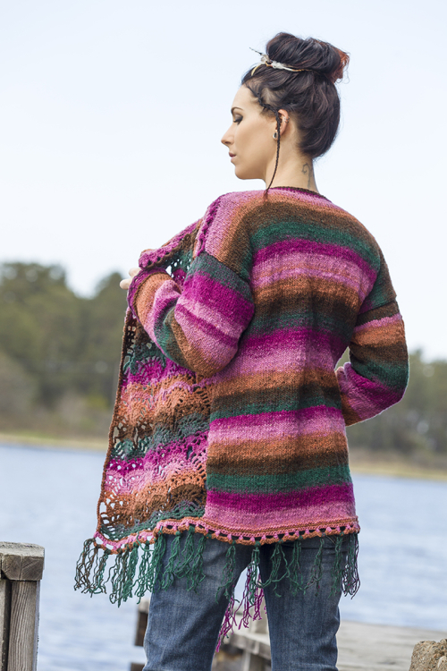 Damkofta med virkade framstycken