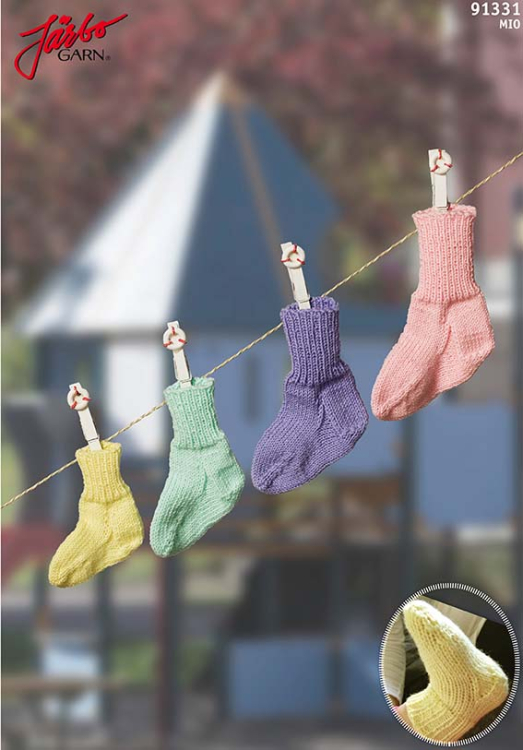 Värmande raggsockor till baby