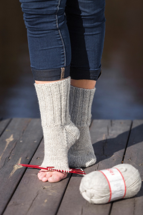 Lär dig att sticka raggsockor, steg för steg