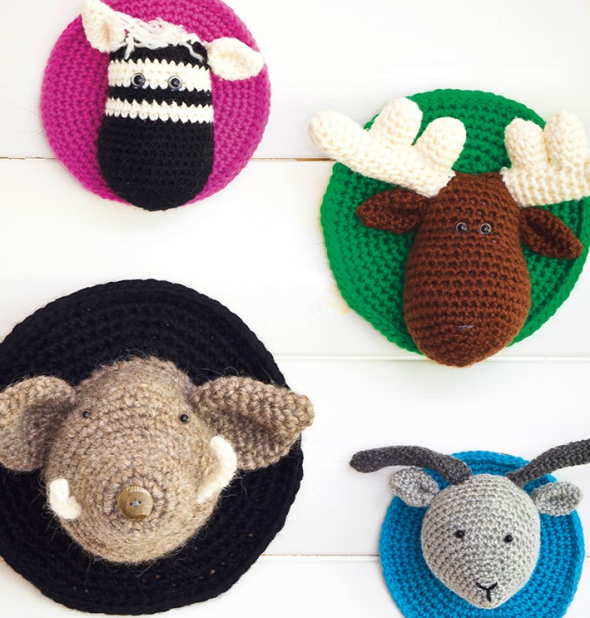 Troféer - virkade djurhuvuden